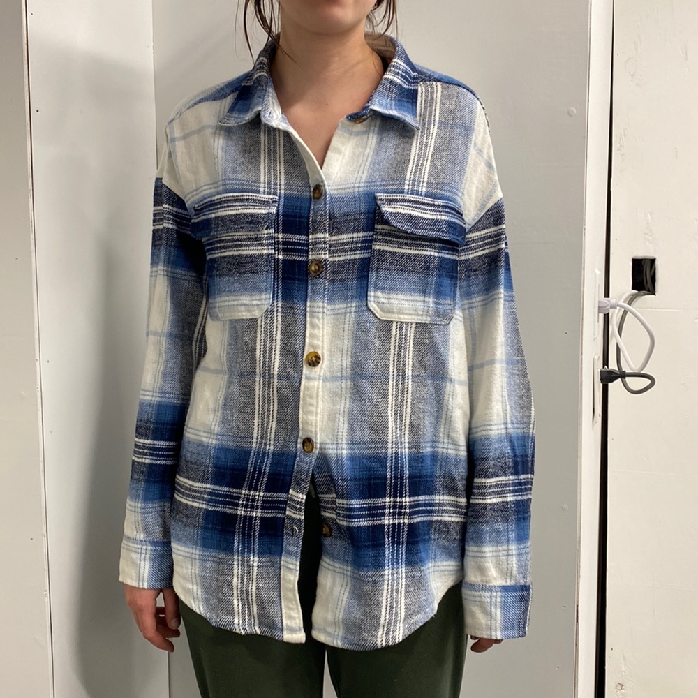 Blue and white Hollister flannel size medium